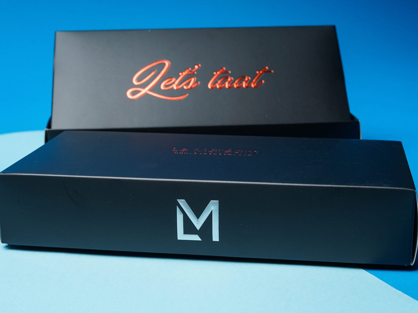 EXCLUSIVE BOX “Let’s taat”