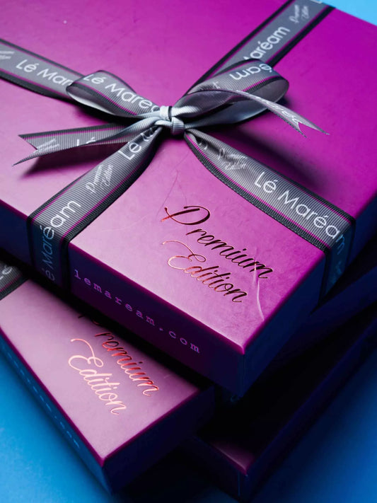 EXCLUSIVE BOX "Premium Edition"