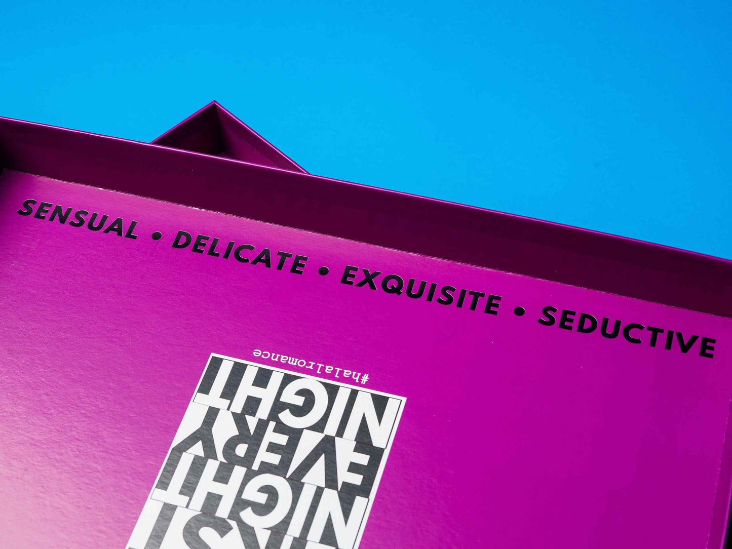 EXCLUSIVE BOX "Premium Edition"