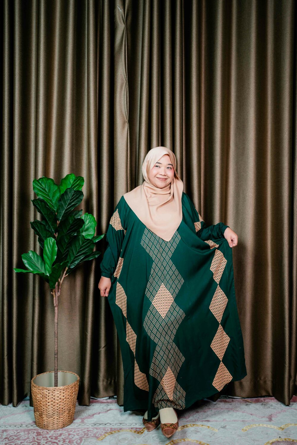 ZULEIKA (General Defects) - Image 22