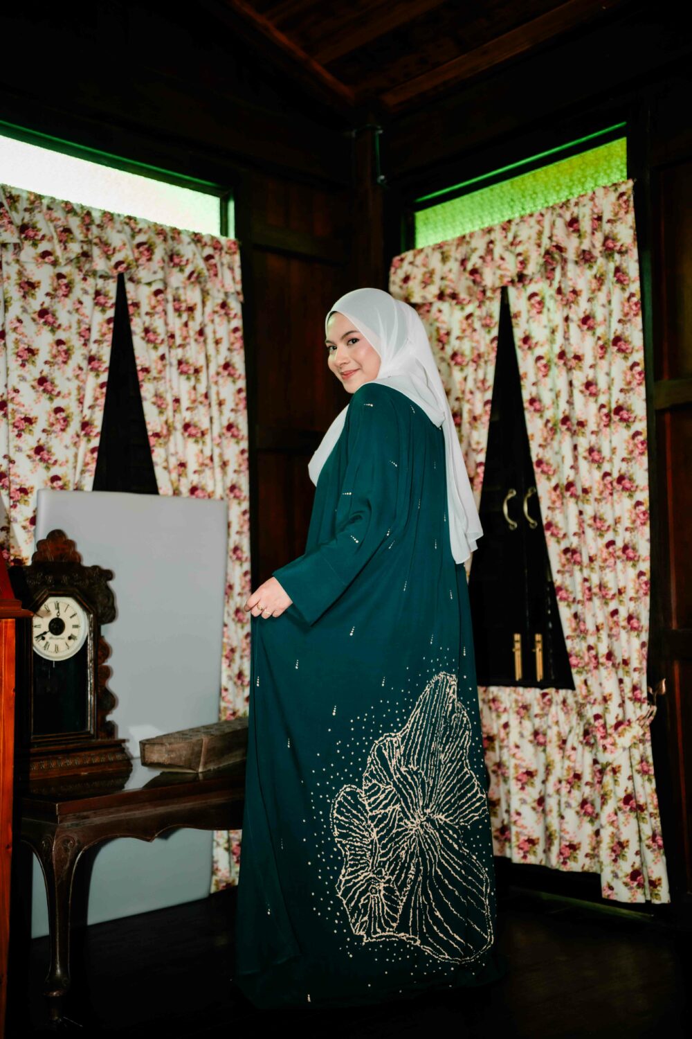 DELISHA - Image 21